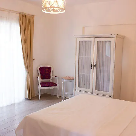 Casa Rubino فندق