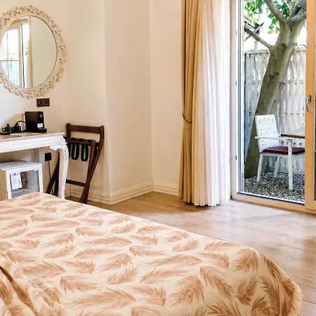 Casa Rubino Hotel *